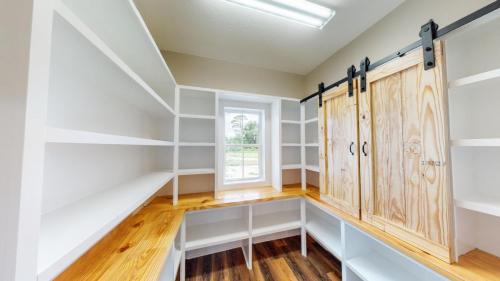 462-Talmadge-Purview-Rd-Pantry